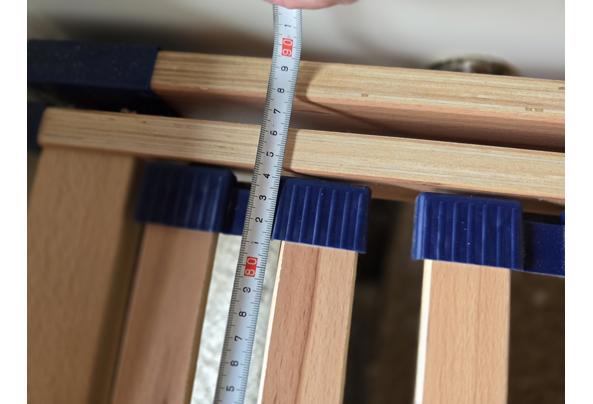 Twee eenpersoons bedden verstelbaar met nacht kastjes - 20251010_130630