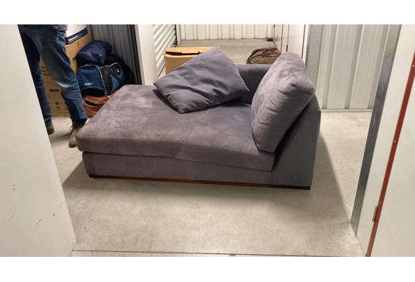 Mooie grijze sofa - 68d981e4-d355-476b-8ae2-794c6c98a283