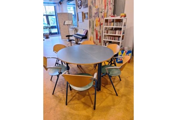 Halfronde tafels 15 stuks - 20230926_110947
