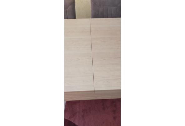 Mooie crèmekleurige houten uitschuifbare eettafel eettafel  - IMG20250702170119