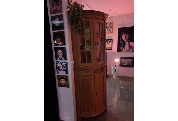 Grenenhouten hoekkastje - image002