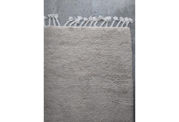 100% wollen vloerkleed berber 270x375 cm - IMG_20260607_084655