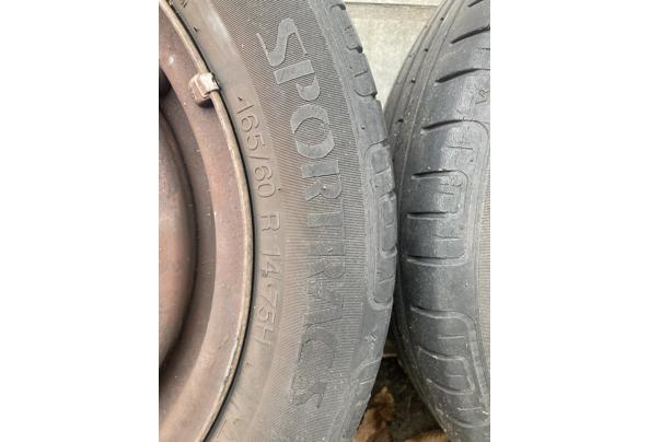 2x zomerbanden met velg 165/60 R14 75H vredestein - IMG_1080_639019257465856019
