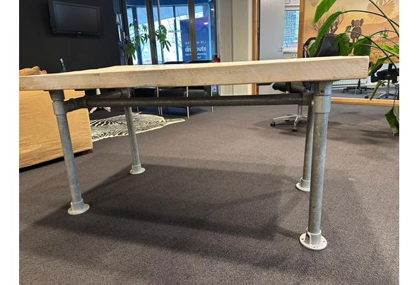 Gratis af te halen houten tafels - WhatsApp-Image-2025-12-05-at-11-13-02-(1)