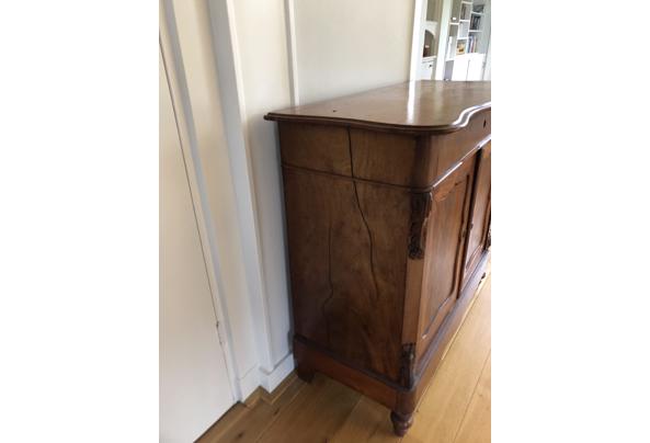 Antiek kastje - 5D0786B9-5914-4FFF-A65A-0D86AAD9349E