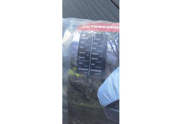 Autobeschermhoes  - 17585255925142314520189692909491