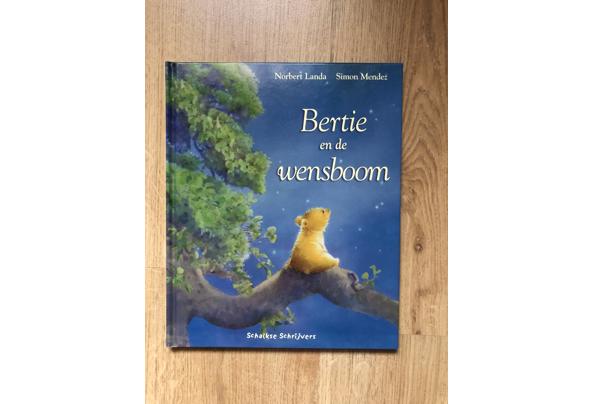 Peuter kleuter boek prentenboek voorleesboek kartonboek - IMG_8373_639078697495119792 Peuter kleuter boek prentenboek voorleesboek kartonboek - IMG_8373_639078697495119792