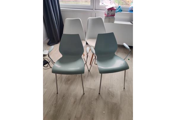 4 stoelen  - 17359103726577065194936764058864