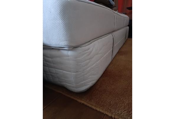 Twee matrassen hoog 18 en 27cm - IMG20260131151515