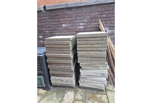 Diverse betontegels - 20260504_073754