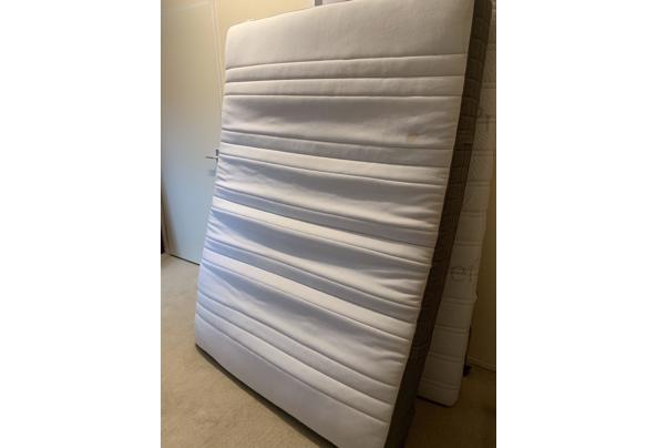 Hovag Ikea matras 140 x200 cm pas 3 jaar oud - 09362D5F-A895-40D1-9AEB-5BB22A99F7A9