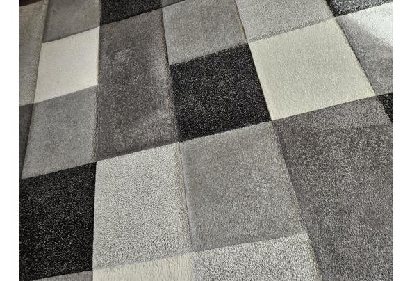 Vloerkleden, grijs, zwart, wit - 20260207_140213
