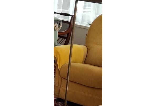 Lazyboy fauteuil oker - Afbeelding-van-WhatsApp-op-2023-10-01-om-13-48-19_c6c39b85