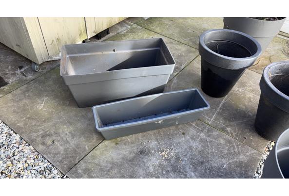 Grote kunststof plantenbakken  - 36AC902E-9F22-40DE-A5C2-0FEC0F9D982C