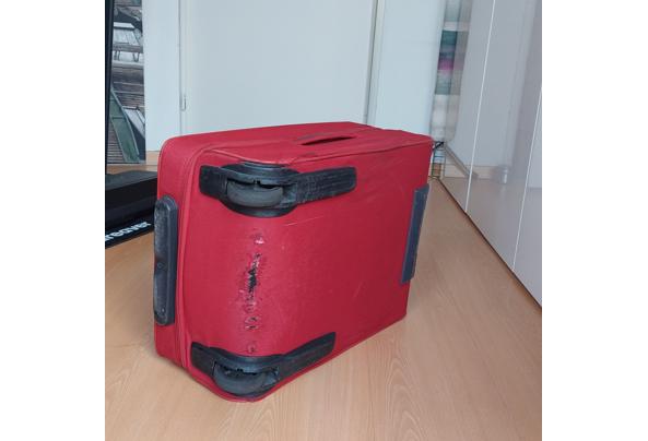 Rode samsonite koffer stof - 20260810_095609
