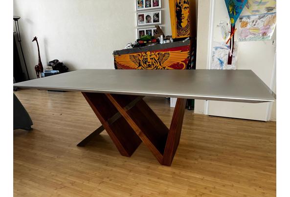 Eetkamertafel, grijs, hout, metaal, zwaar, 2 x 1 meter - WhatsApp-Image-2025-08-09-at-15-37-15_5e04b8ce