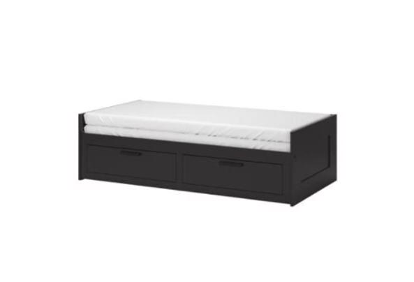 BRIMNES Bedbank met 2 lades (Zwart) - Screenshot-2022-03-24-at-23-54-55
