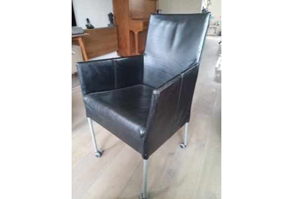 4 eetkamerstoelen, bijzettafeltje - astoel2