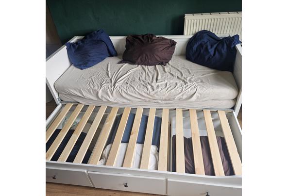 De populaire bedbank met opbergruimte - 20260913_104622