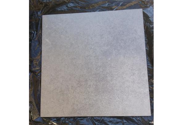 6  vloertegels  60x60 cm dik 1 cm zie foto - C81707C0-BAAB-4CD1-A477-50A3A9218364