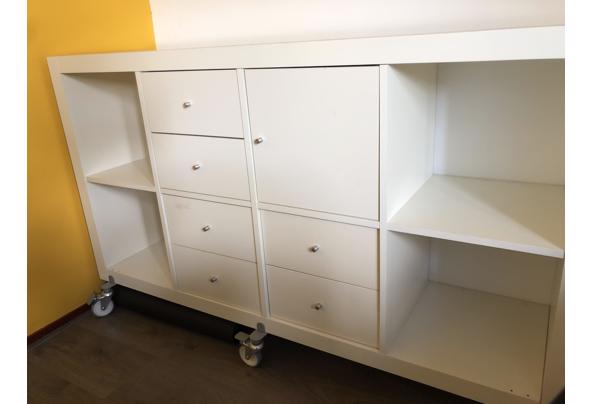 Ikea 8 vakkenkast, wit, met 3 vakken laden en 1 vak met deurtje  - IMG_2184