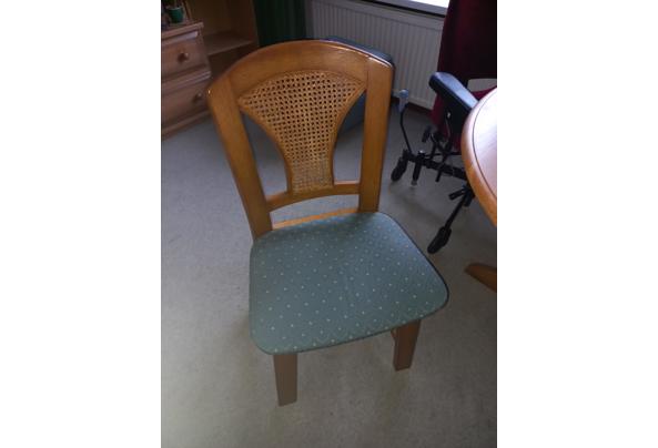 Eettafel mrt 4 stoelen - 20231208_113118