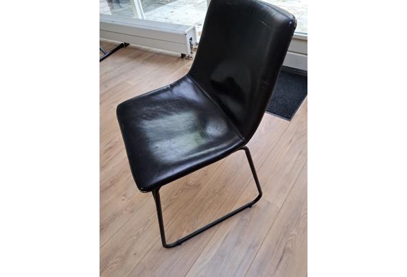 6 eettafel stoelen - 20260302_094047