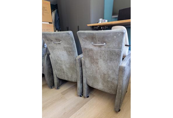 Eetkamerstoelen met wieltjes 4 stuks  - PXL_20251004_112844662