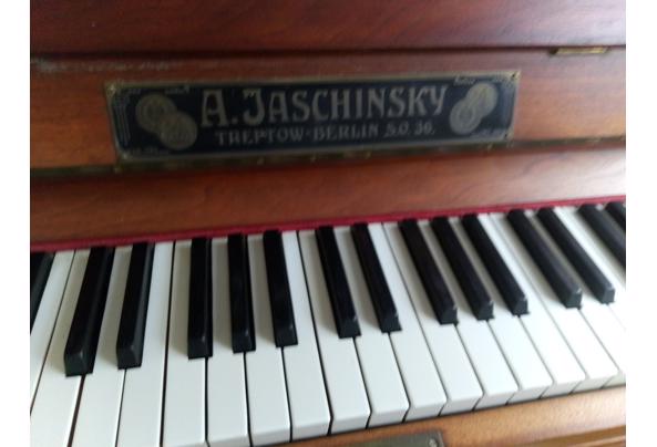Piano Jaschinsky - jaschinsky