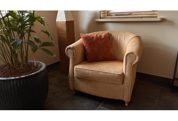 Mooie, recent nieuw gestoffeerde fauteuil. - IMG_6635