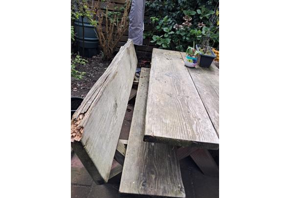 Picknicktafel met banken - 20260405_152105