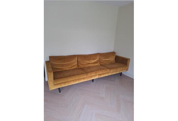 Gratis okergele bank, 5 zits - IMG_20260608_083107