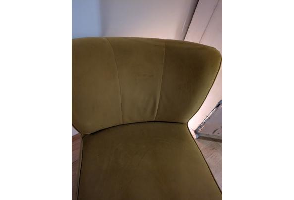 Mooie gele fluwelen stoel  - PXL_20250918_183015396