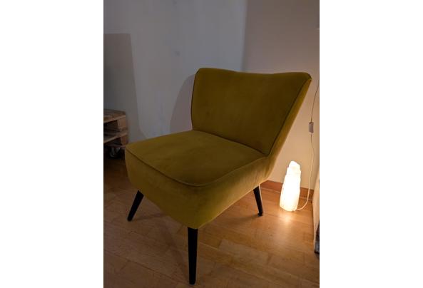 Mooie gele fluwelen stoel  - PXL_20250918_183022582