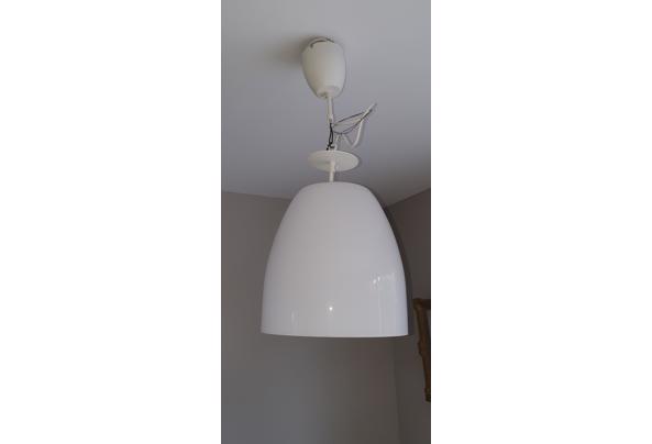 2 hanglampen, wit glas, Ikea - 20220731_141650