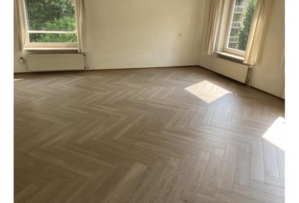 Visgraatlaminaat in zeer goede staat. ca. 70 m2; zelf eruit halen. - DE53E825-6DC4-4FA2-8DAB-450BC1E4FC29