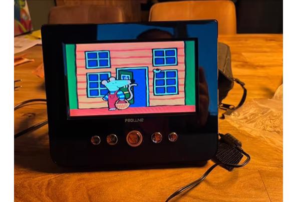 DVD speler/scherm mobiel voor kind ook in auto - 2