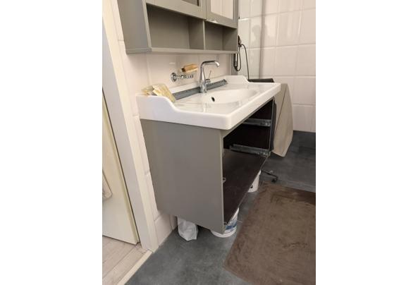 Badkamer meubel en spiegelkast 100cm grijs - C8CF81F0-83D2-4B06-896C-F2A8FEEF4FFF_1_105_c
