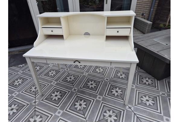 Crème bureau buro met opzet en lades - IMG-20260502-WA0009