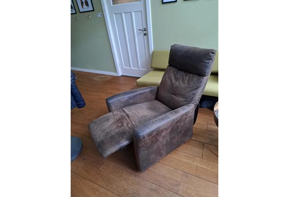 Twee fijne leren relaxstoelen - 20251206_121602