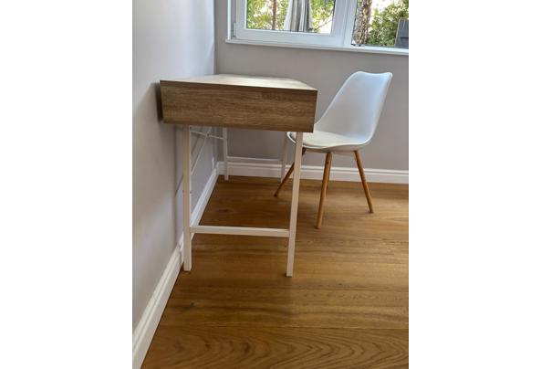 Hip bureau en stoel - WhatsApp-Image-2025-06-24-at-15-53-35-(3)