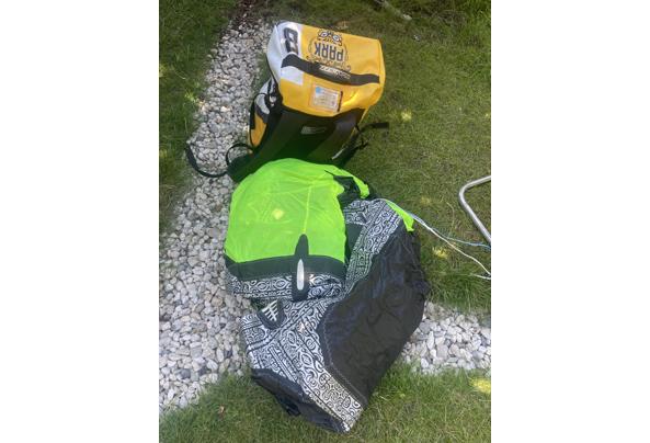 Kite 11m2 en 8m2 lek!! - image