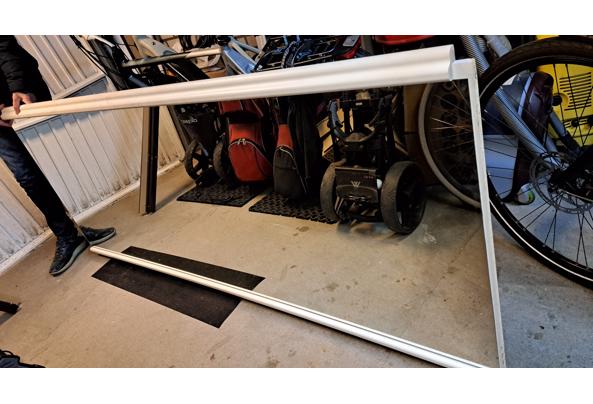 Grote spiegel op deur van spaanplaat - afm.213x76  - 20260227_153459