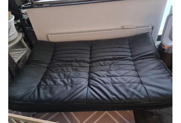 Faith SlaapBank Zwart KunstLeer in zeer goede staat - ca8d58a7-6e88-4090-8c1d-f8ed0e3cba05