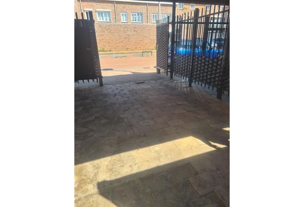 Tuintegels 20x30 cm, tussen de 24 en 28m²  - 20230625_114739