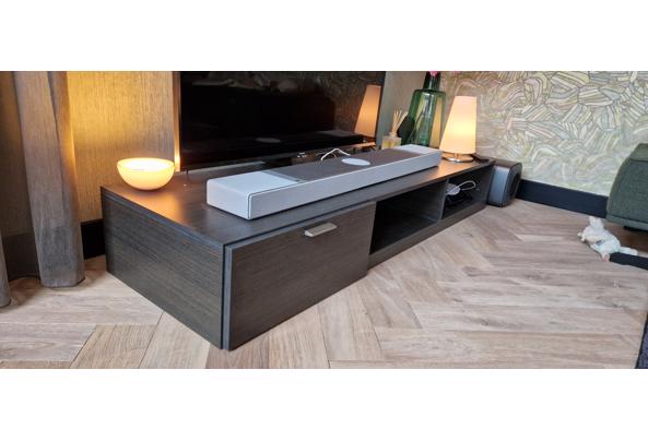 Mooi donkerbruin houten tv meubel - 20251202_114757