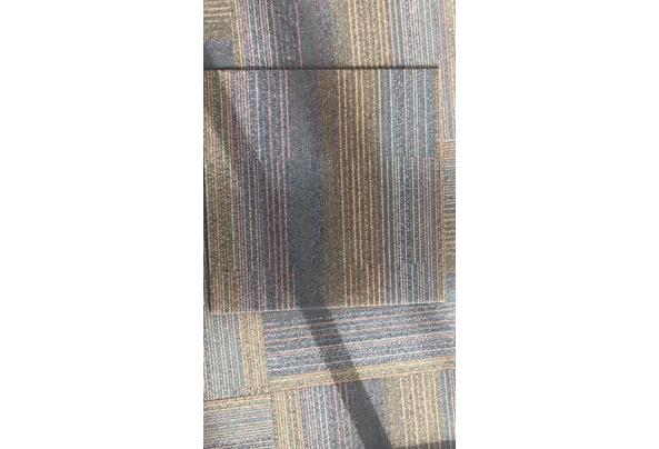 Tapijttegels vloerbedekking ruim 250m2 50x50 - foto2
