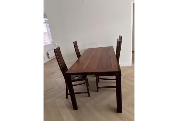Mooie houten tafel met vier stoelen - IMG_0829