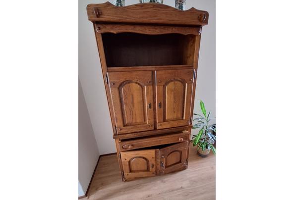 Mooie nette gave eikenkast.. Deze kast verdient een tweede huis!! - 20250627_113058