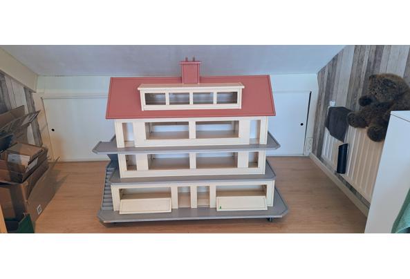 GROOT poppenhuis - 20260718_115804~2 GROOT poppenhuis - 20260718_115804~2